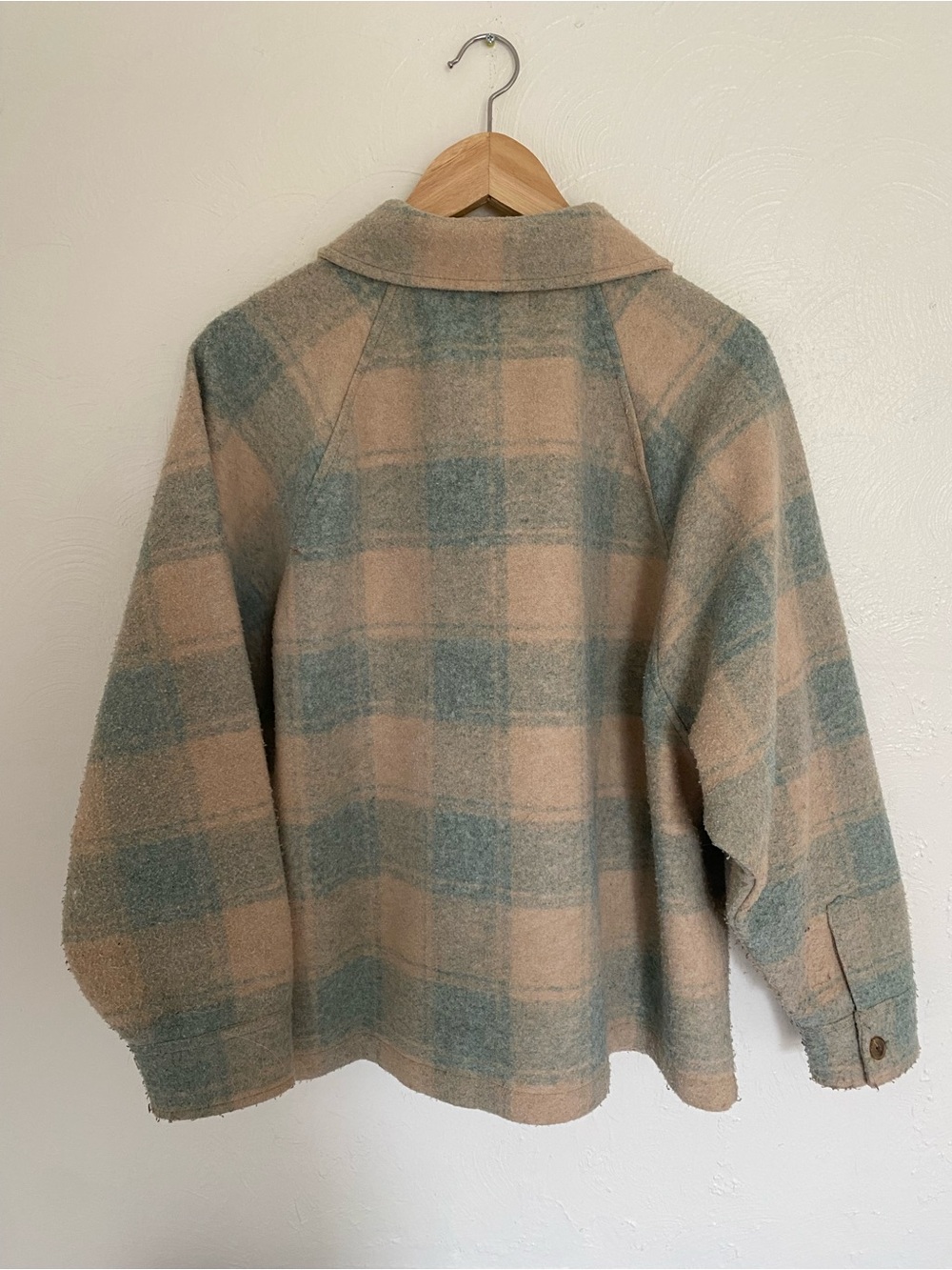 Madewell Brushed Jacquard Shirt Jacket in Plaid— Well Loved Condition - Picture 2 of 11